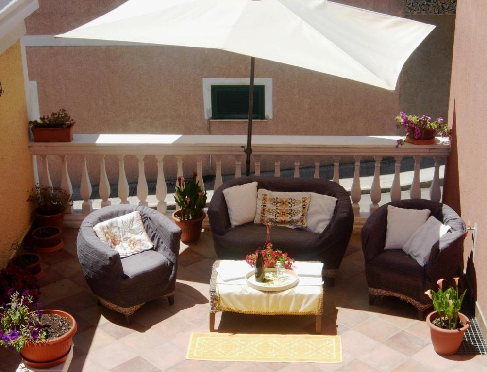 B&B Guest House Il Porto Vecchio Stintino Exterior photo
